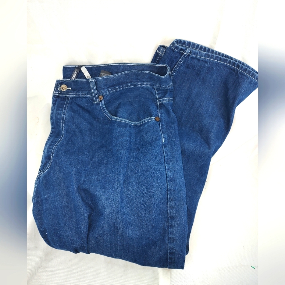 Akademiks Stadium League Men's Relaxed fit Denim Jeans 46 x 32